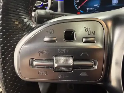 Photo 6 Mercedes CLA 200 d AMG Line