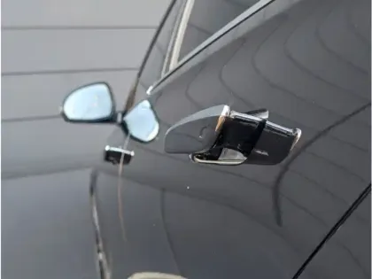 Photo 5 Mercedes CLA 580 e 4MATIC Berline