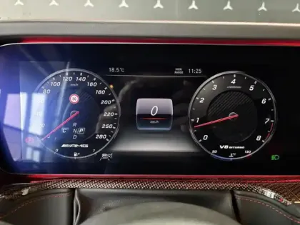 Photo 6 Mercedes CLA Mercedes-AMG G 63