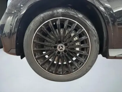 Photo 8 Mercedes Classe GLC GLC 220 d 4MATIC AMG Line