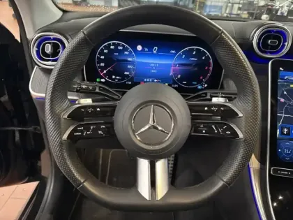 Photo 15 Mercedes Classe GLC GLC 220 d 4MATIC AMG Line