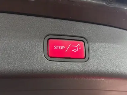 Photo 11 Mercedes Classe GLC GLC 220 d 4MATIC AMG Line