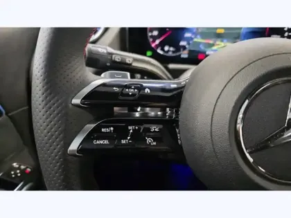 Photo 12 Mercedes Classe B 250 e Hybrid EQ AMG Line