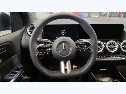 Photo 20 Mercedes Classe B 250 e Hybrid EQ AMG Line