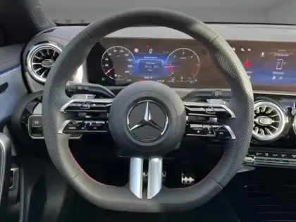 Photo 19 Mercedes CLA  200 d Shooting Brake AMG L