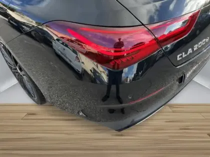 Photo 15 Mercedes CLA  200 d Shooting Brake AMG L