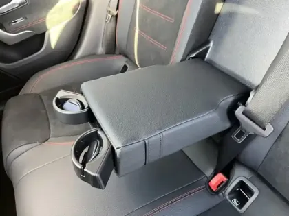 Photo 12 Mercedes CLA  200 d Shooting Brake AMG L