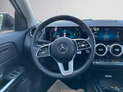 Photo 16 Mercedes GLA 200