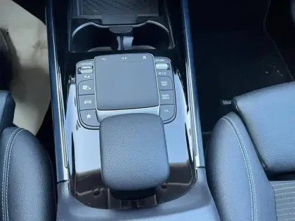 Photo 21 Mercedes GLA 200