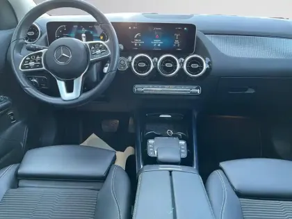 Photo 18 Mercedes GLA 200