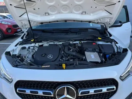 Photo 28 Mercedes GLA 200