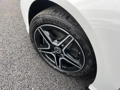 Photo 8 Mercedes Classe A 250 e AMG Line