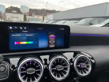 Photo 18 Mercedes Classe A 250 e AMG Line