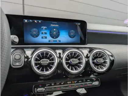 Photo 18 Mercedes Classe A Gén. IV (W177) Ph2 AMG Line 5