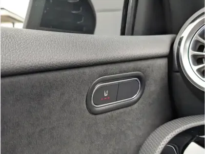 Photo 15 Mercedes Classe A Gén. IV (W177) Ph2 AMG Line 5