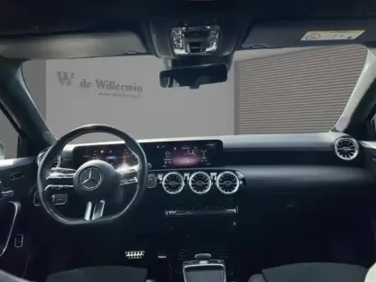 Photo 17 Mercedes Classe A 250 e AMG Line