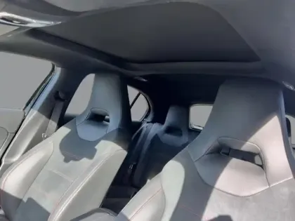 Photo 14 Mercedes Classe A 250 e AMG Line