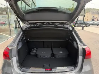 Photo 37 Mercedes Classe A 250 e Hybrid EQ AMG Line