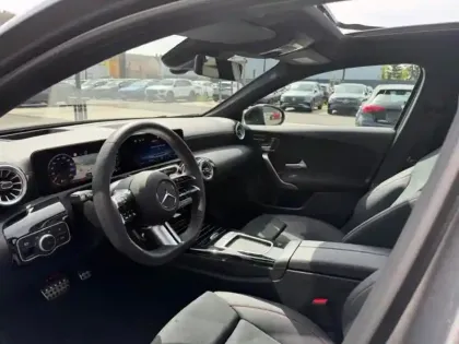 Photo 38 Mercedes Classe A 250 e Hybrid EQ AMG Line