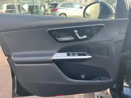 Photo 25 Mercedes Classe GLC GLC 220 d 4MATIC Avantgarde Li