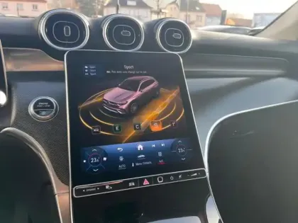 Photo 24 Mercedes Classe GLC GLC 220 d 4MATIC Avantgarde Li