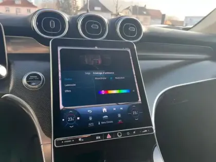 Photo 18 Mercedes Classe GLC GLC 220 d 4MATIC Avantgarde Li