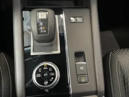 Photo 17 Mitsubishi Outlander 2.4 PHEV INVITE AUTO 4WD
