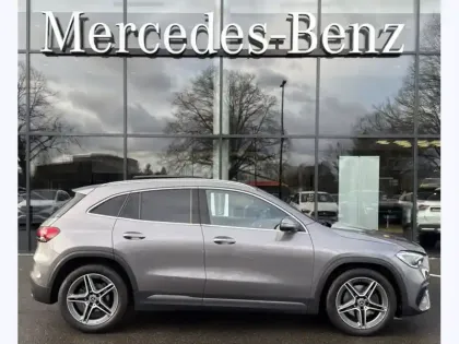 Photo 21 Mercedes GLA 200 d AMG Line