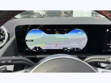 Photo 9 Mercedes GLA 200 d AMG Line