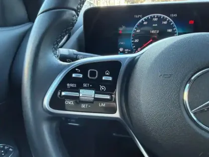 Photo 10 Mercedes GLA 200 d Progressive Line