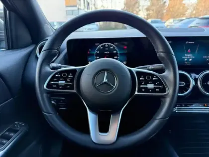 Photo 11 Mercedes GLA 200 d Progressive Line