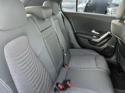 Photo 9 Mercedes Classe A 180 d Progressive Line