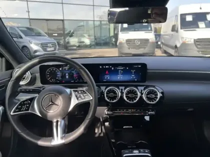 Photo 12 Mercedes Classe A 180 d Progressive Line