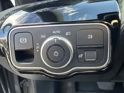 Photo 13 Mercedes Classe A 180 d Business Line