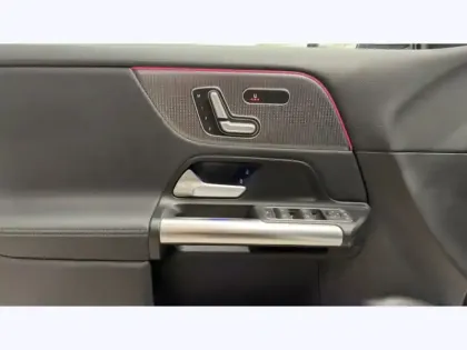 Photo 17 Mercedes GLA 200 Business Line