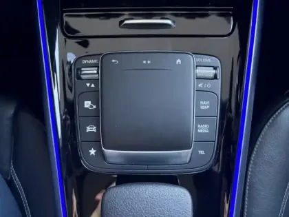 Photo 6 Mercedes GLA 200 d AMG Line