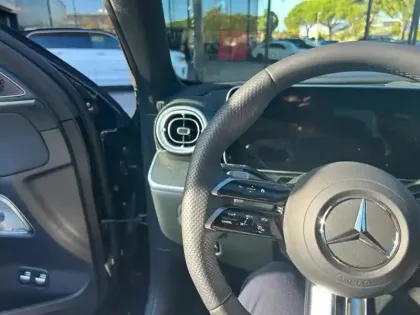 Photo 11 Mercedes Classe C  300 e Hybrid EQ Berli