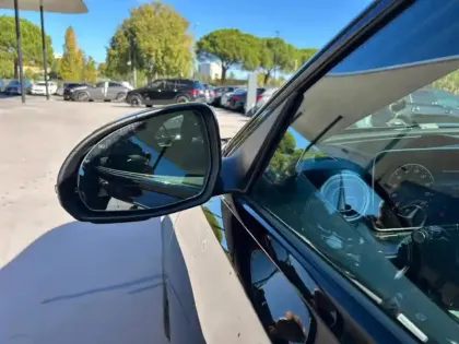 Photo 12 Mercedes Classe C  300 e Hybrid EQ Berli