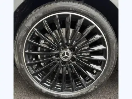 Photo 8 Mercedes Classe A 250 e Hybrid EQ AMG Line