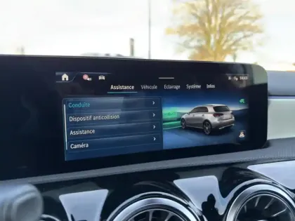 Photo 20 Mercedes Classe A 250 e Hybrid EQ AMG Line