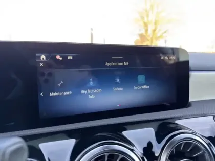 Photo 26 Mercedes Classe A 250 e Hybrid EQ AMG Line