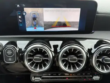 Photo 14 Mercedes Classe A 200 d Star Edition