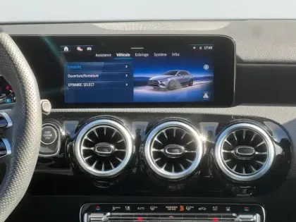 Photo 10 Mercedes Classe A 250 e Hybrid EQ AMG Line