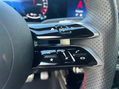 Photo 9 Mercedes Classe A 250 e Hybrid EQ AMG Line