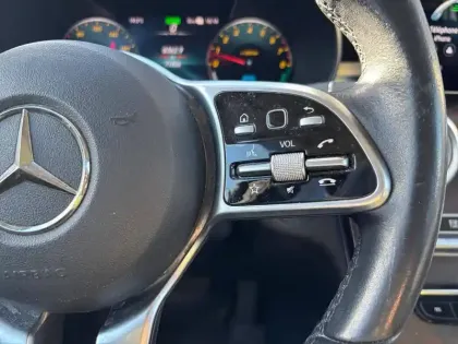 Photo 16 Mercedes Classe GLC GLC 300e 4MATIC SUV Business L