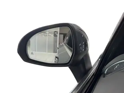 Photo 29 Mercedes Classe E Gén. I Ph1 AMG Line 5