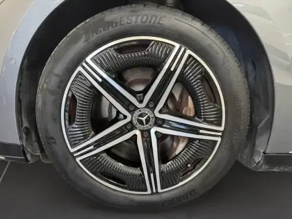 Photo 19 Mercedes Classe E EQE 350+ AMG Line