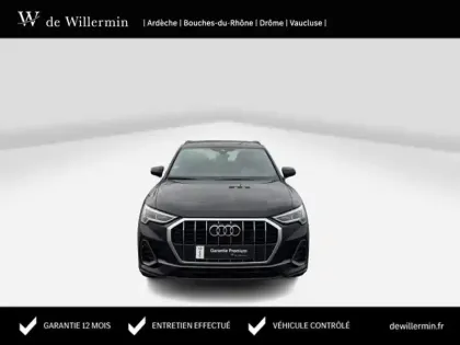 Photo 19 Audi Q3 45 TFSI e S line