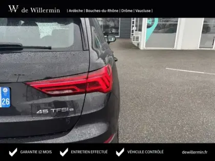 Photo 8 Audi Q3 45 TFSI e S line