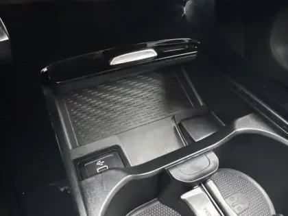 Photo 7 Mercedes Classe A 250 e Hybrid EQ AMG Line